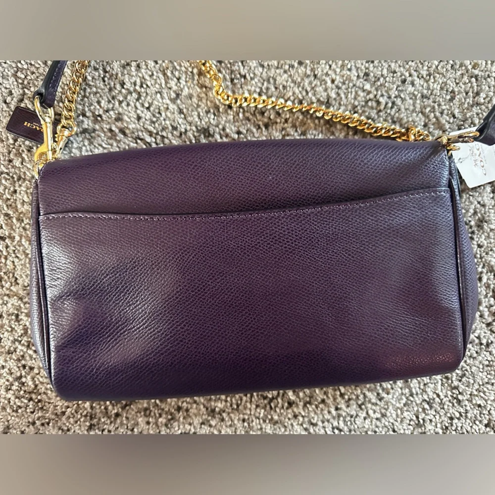 👜 Coach Wine Purple purse with crossbody strap options ⭐️BRAND NEW!⭐️ - Picture 3 of 6